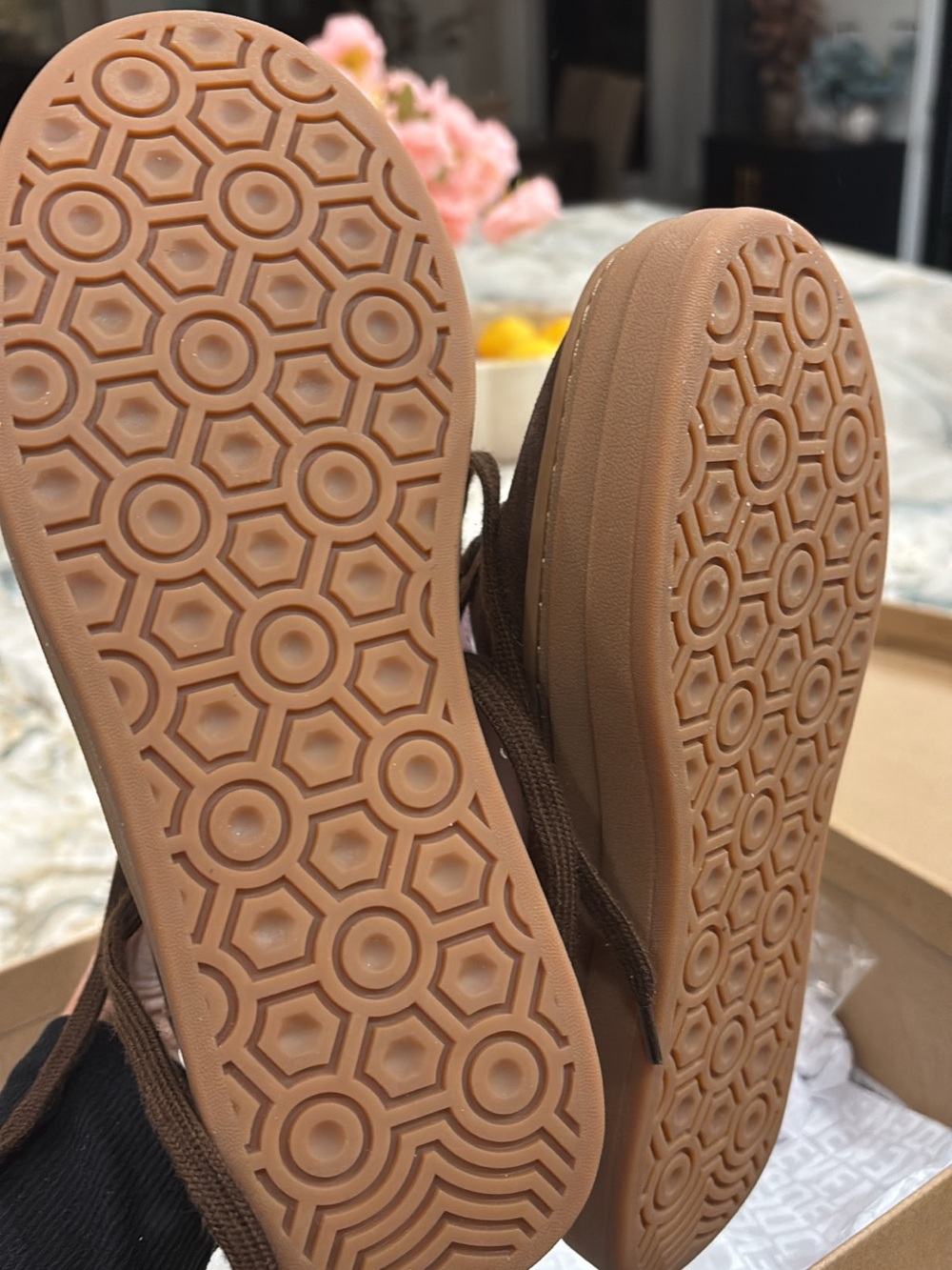 Women's Steve Madden Platform Sneaker,
Size 6, Brand New in Box, Never Worn! - Picture 3 of 6